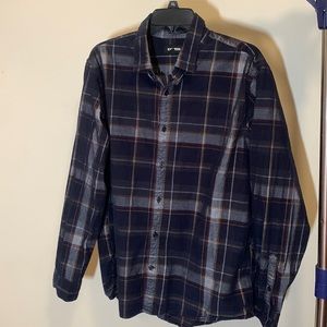 Men’s XL flannel dark blue and brown striped men’s long sleeve